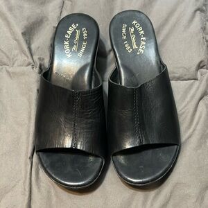 Kork-Ease Women’s 8/39 Ashlin Greer Platform Black Leather Slip On Wedges 1953